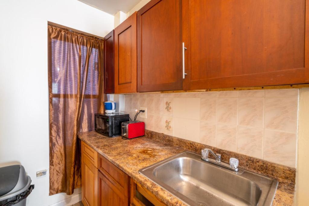 Eastern Parkway Guest House New York Bagian luar foto