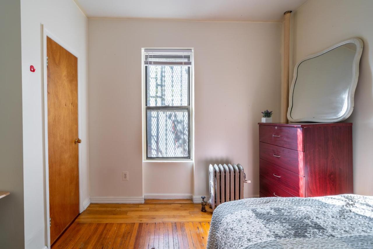 Eastern Parkway Guest House New York Bagian luar foto